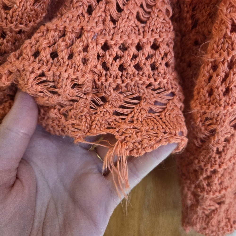 Mix It Cropped Cardigan - Picture 3 of 3